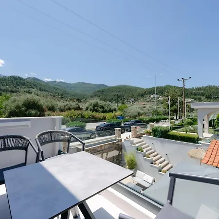 Metsikas 3* Limenas (Thasos)